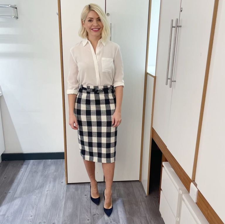 where to get all Holly Willoughby This Morning outfits navy and cream large check pencil skirt cream ivory blouse navy suede court shoes 9 March 2022 Photo Holly Willoughby