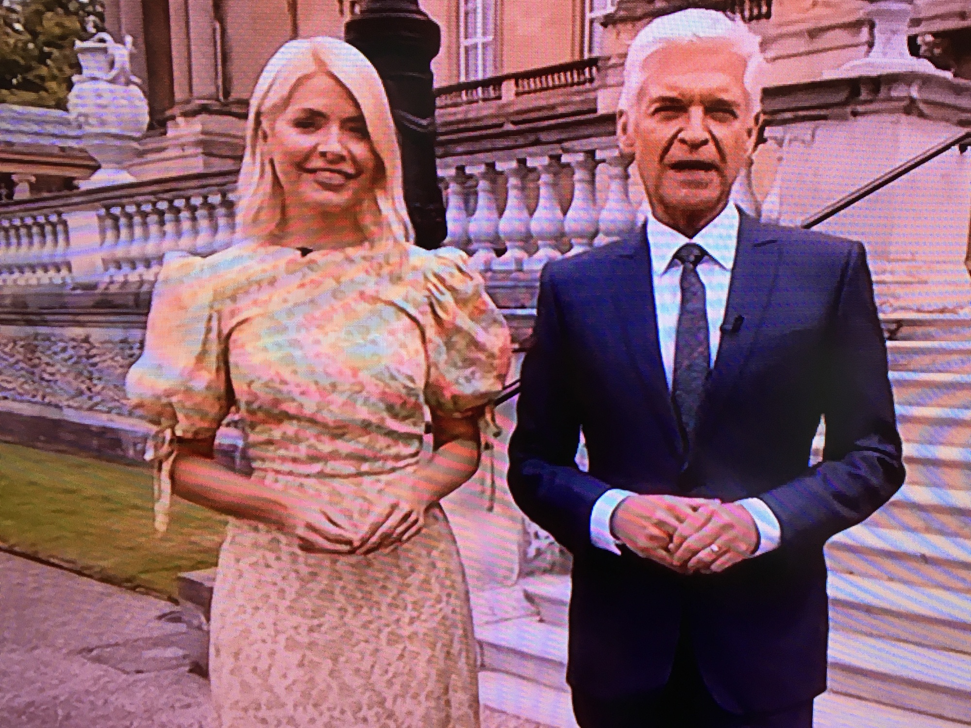 where to get all Holly Willoughby This Morning dresses gold puff sleeve midi dress 24 May 2022 Photo ITV