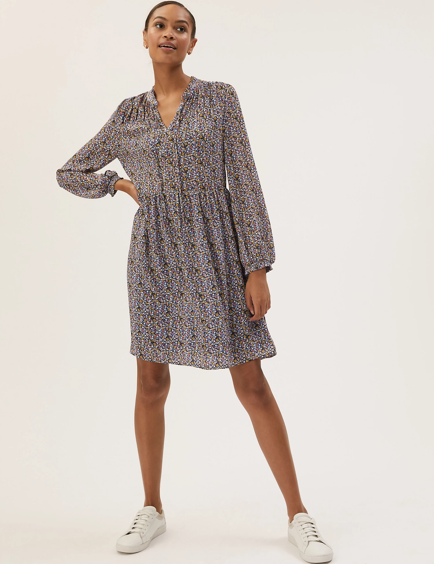 Holly Willoughby Sheer Ditsy Dress August 2022 – Fashion You Really Want